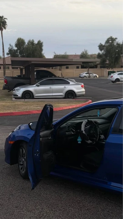 2017 Honda Civic 10th Gen - Image 4 of 6