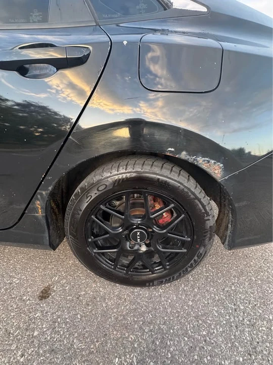 2017 Honda Civic 10th Gen - Image 8 of 9