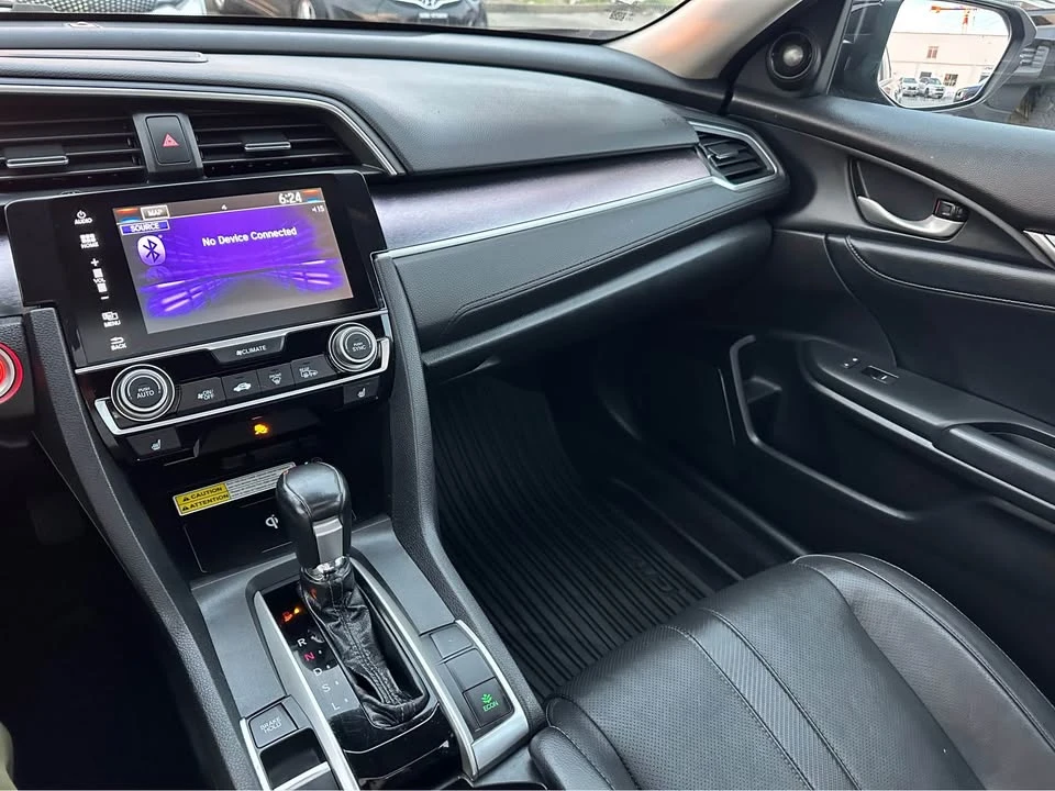 2017 Honda Civic 10th Gen - Image 12 of 13