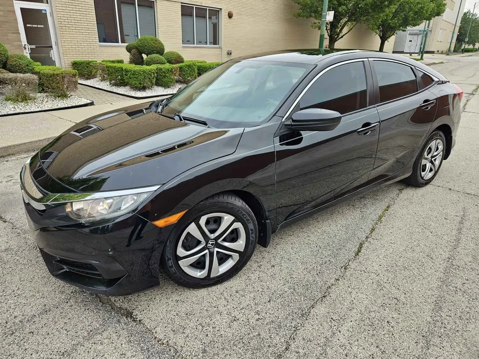 2017 Honda Civic 10th Gen - Image 4 of 15