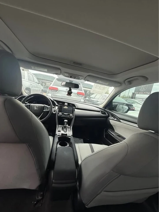 2017 Honda Civic 10th Gen - Image 7 of 7