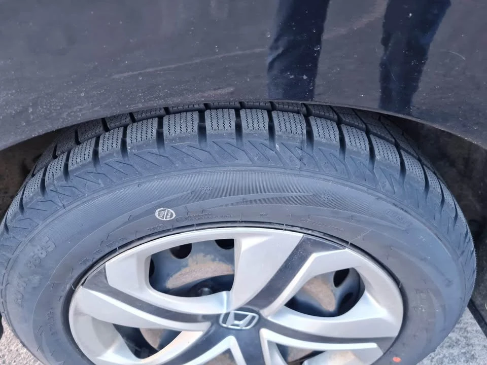 2017 Honda Civic 10th Gen - Image 3 of 9