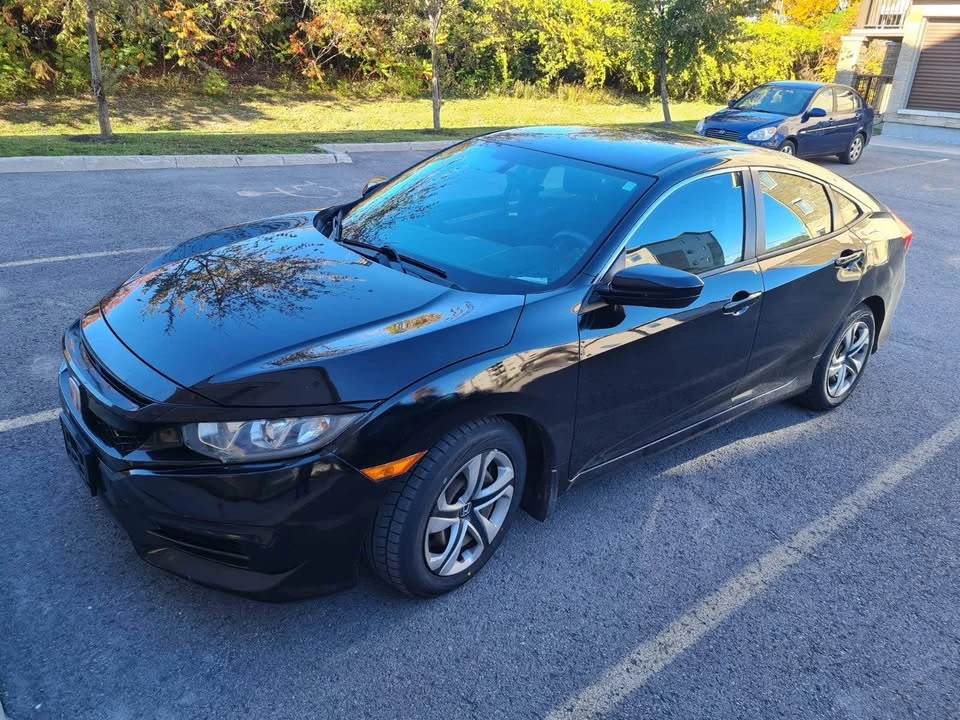 2017 Honda Civic 10th Gen - Image 8 of 9