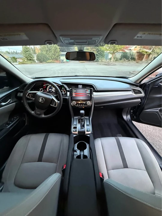2017 Honda Civic 10th Gen - Image 10 of 10