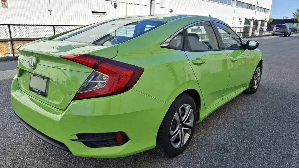 2017 Honda Civic 10th Gen - Image 5 of 11