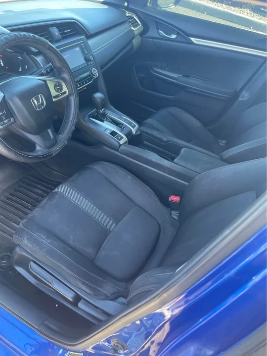 2017 Honda Civic 10th Gen - Image 4 of 5
