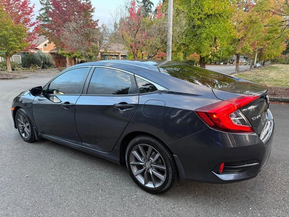 2017 Honda Civic 10th Gen - Image 3 of 10