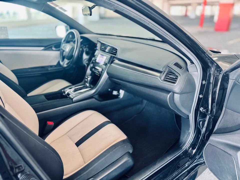 2017 Honda Civic 10th Gen - Image 19 of 19