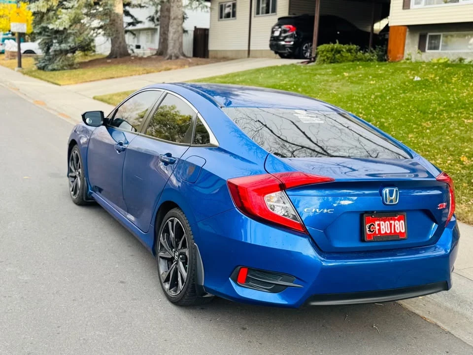 2017 Honda Civic 10th Gen - Image 5 of 11