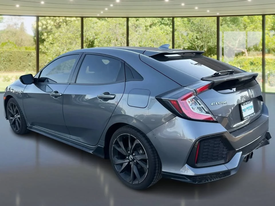2017 Honda Civic 10th Gen - Image 7 of 20