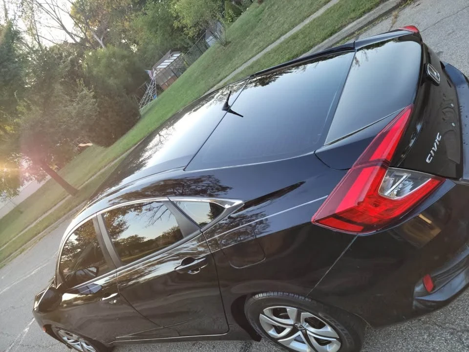 2017 Honda Civic 10th Gen - Image 7 of 19