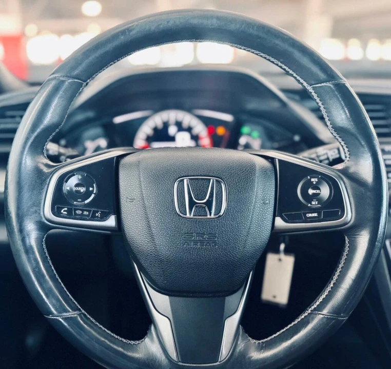 2017 Honda Civic 10th Gen - Image 15 of 19