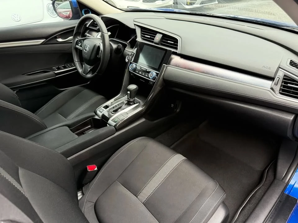 2017 Honda Civic 10th Gen - Image 9 of 18