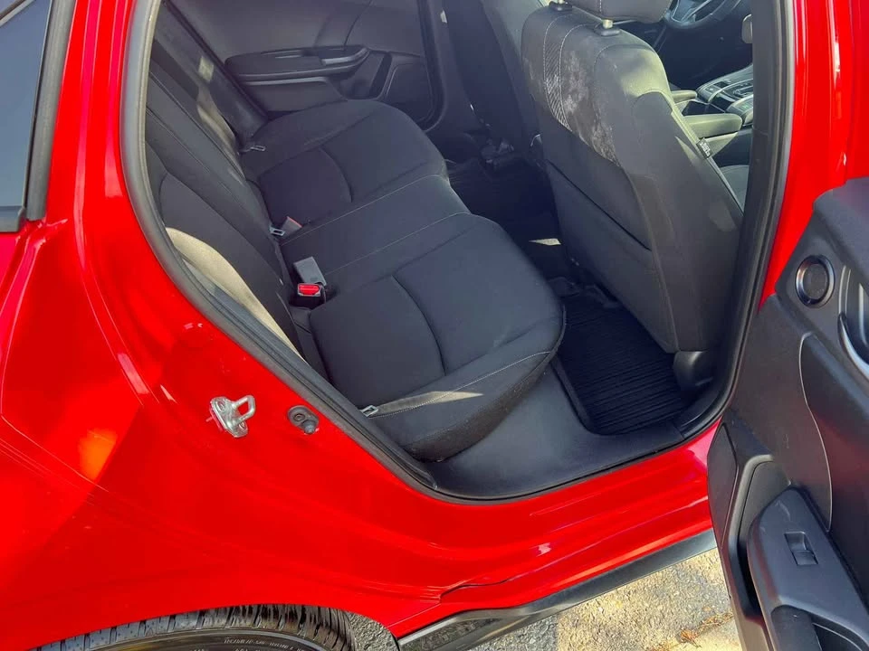 2017 Honda Civic 10th Gen - Image 5 of 9
