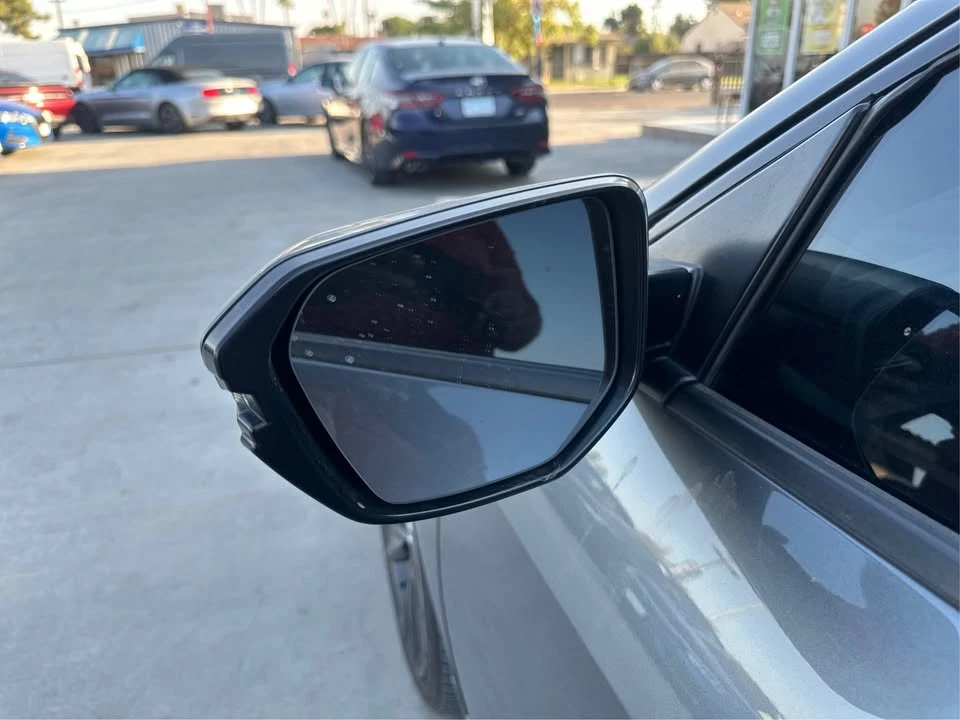 2017 Honda Civic 10th Gen - Image 14 of 20