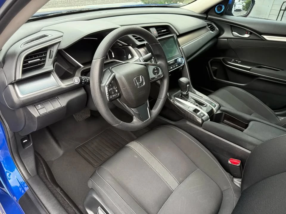 2017 Honda Civic 10th Gen - Image 5 of 18