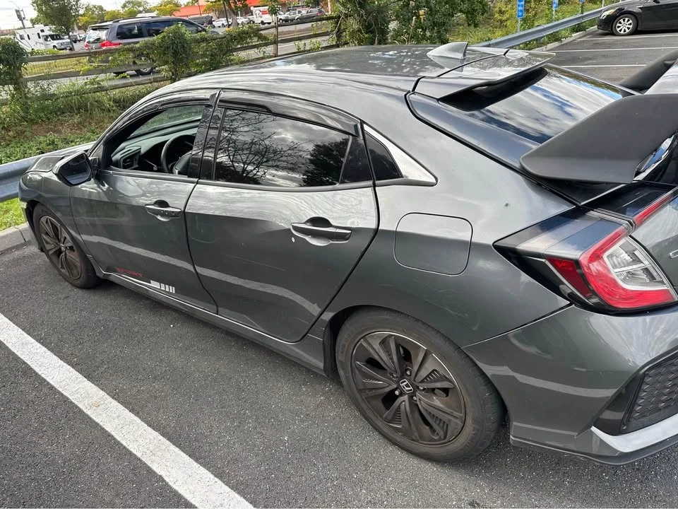 2017 Honda Civic 10th Gen - Image 3 of 7