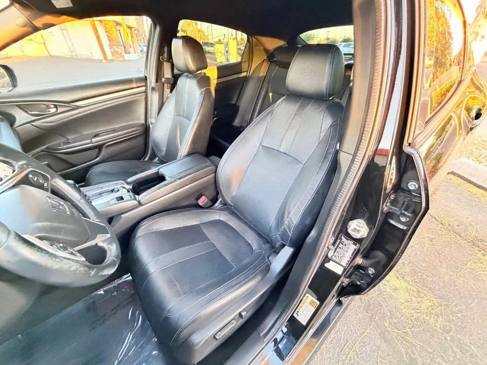 2017 Honda Civic 10th Gen - Image 15 of 19