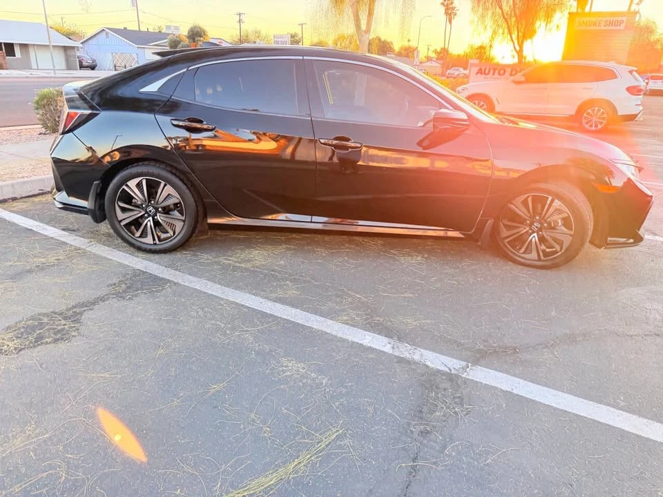 2017 Honda Civic 10th Gen - Image 4 of 19