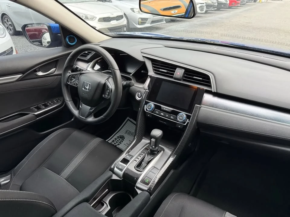 2017 Honda Civic 10th Gen - Image 11 of 18