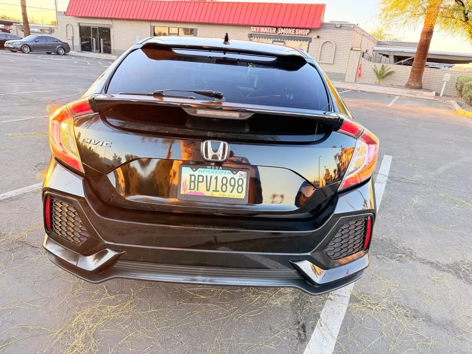 2017 Honda Civic 10th Gen - Image 6 of 19