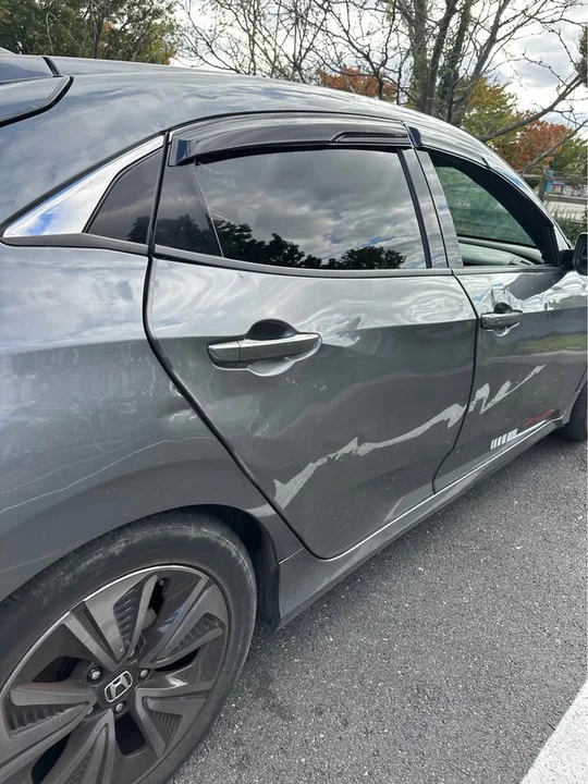 2017 Honda Civic 10th Gen - Image 4 of 7
