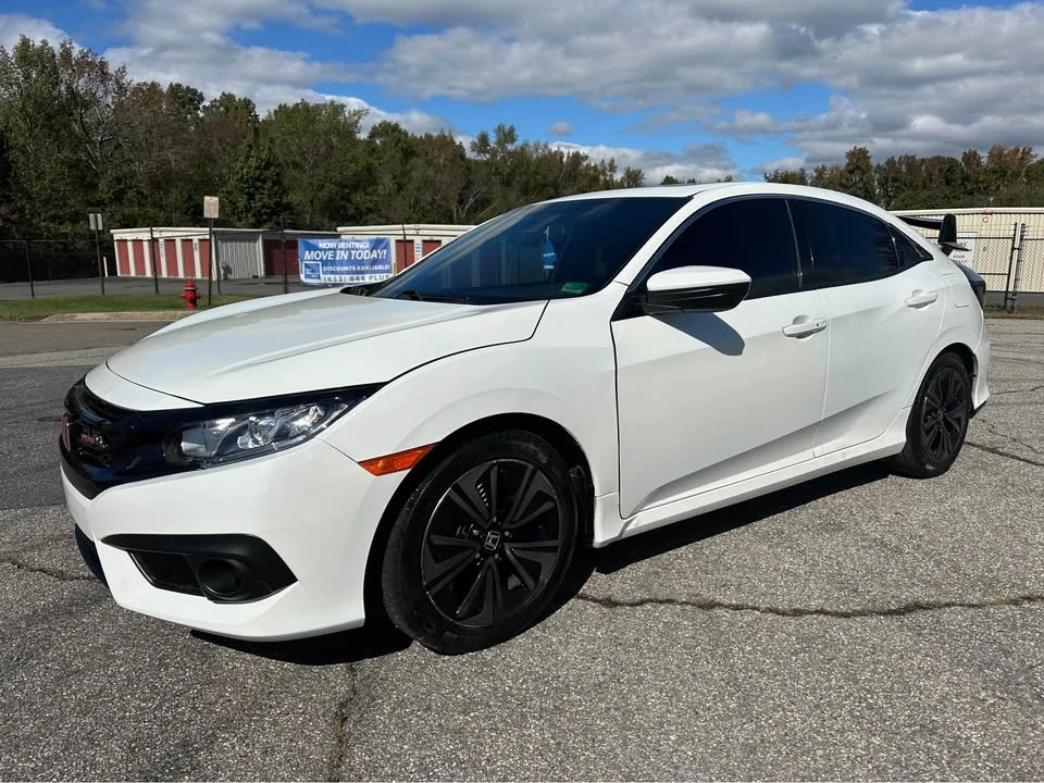 2017 Honda Civic 10th Gen - Image 2 of 14