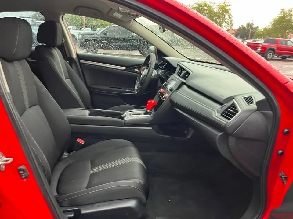 2017 Honda Civic 10th Gen - Image 17 of 19