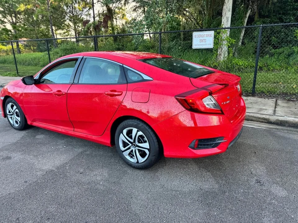2017 Honda Civic 10th Gen - Image 8 of 8