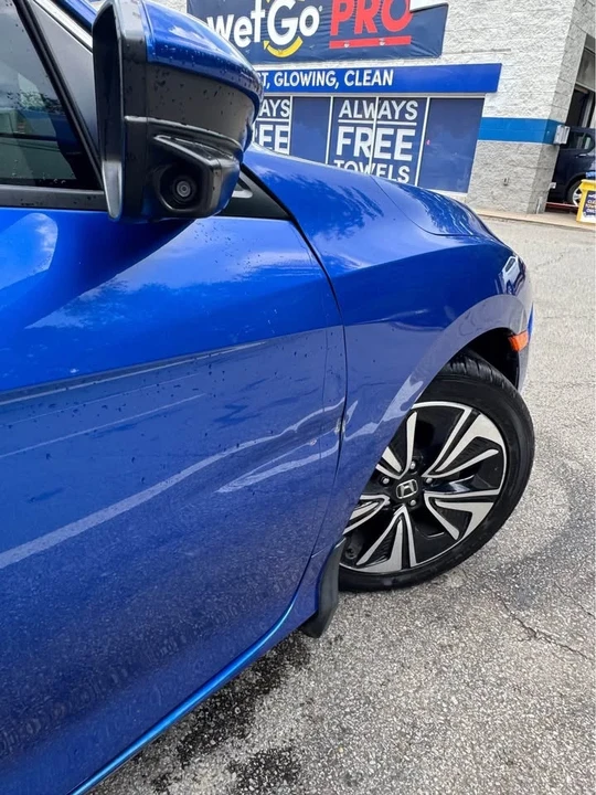 2017 Honda Civic 10th Gen - Image 6 of 13