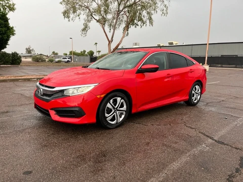 2017 Honda Civic 10th Gen - Image 4 of 19