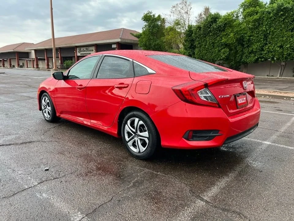 2017 Honda Civic 10th Gen - Image 6 of 19