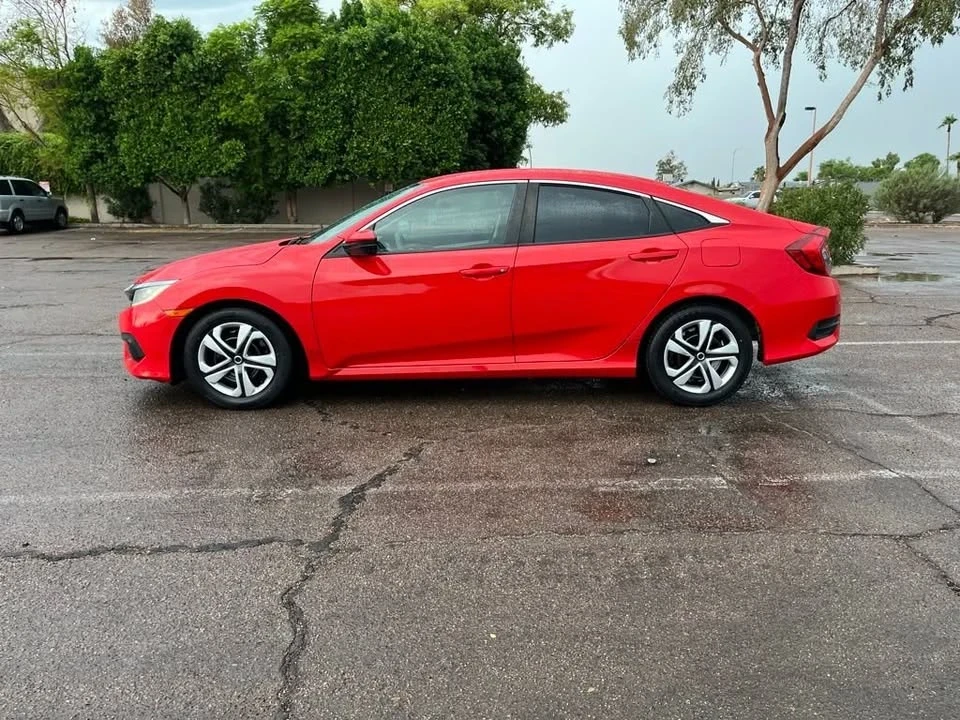 2017 Honda Civic 10th Gen - Image 5 of 19