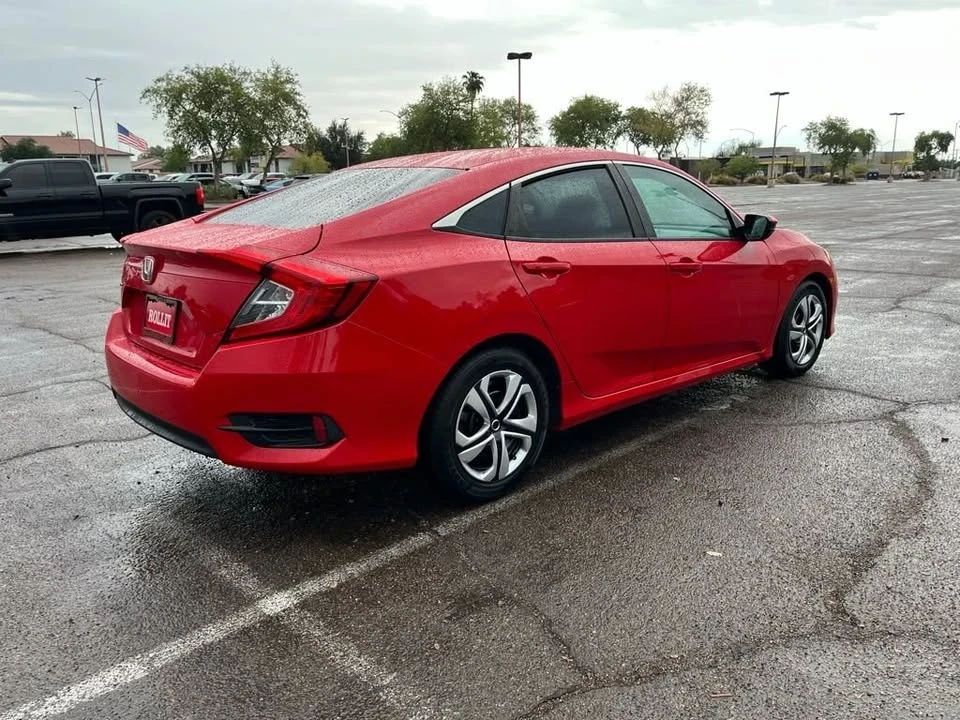 2017 Honda Civic 10th Gen - Image 9 of 19