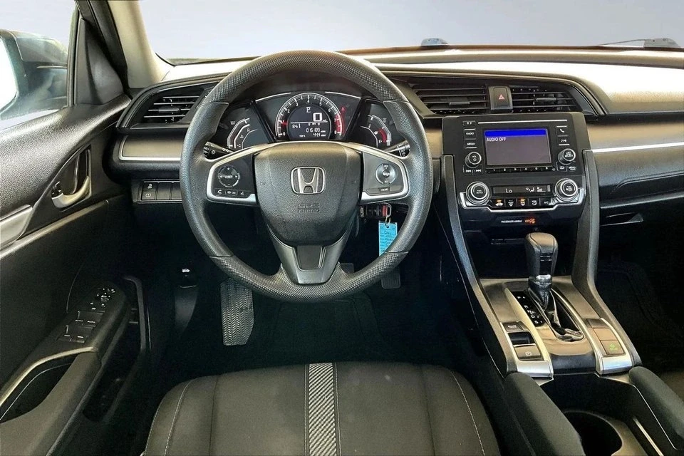 2017 Honda Civic 10th Gen - Image 8 of 20