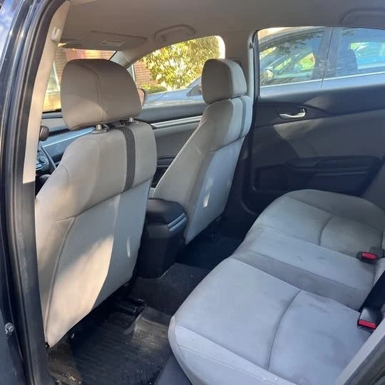 2017 Honda Civic 10th Gen - Image 6 of 9