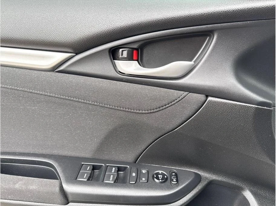 2017 Honda Civic 10th Gen - Image 10 of 16