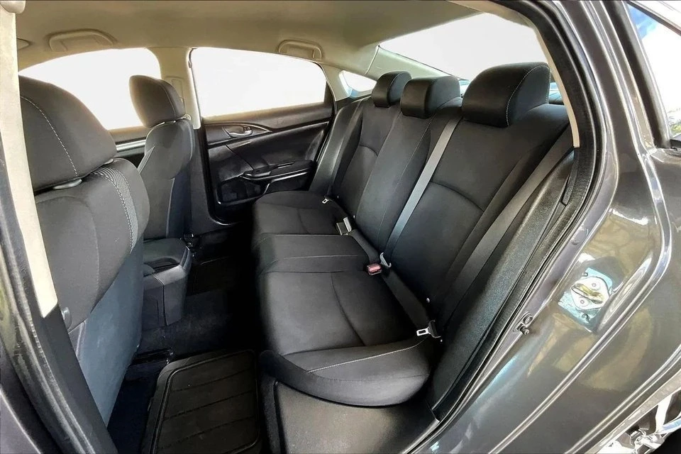 2017 Honda Civic 10th Gen - Image 19 of 20