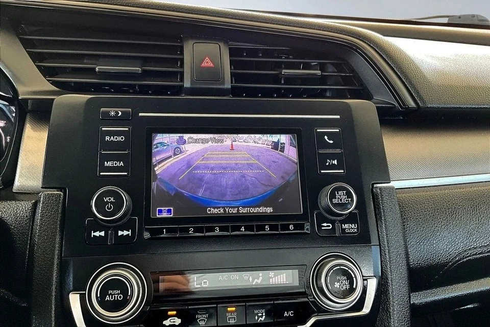 2017 Honda Civic 10th Gen - Image 13 of 20