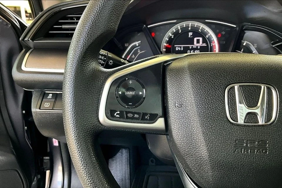 2017 Honda Civic 10th Gen - Image 10 of 20