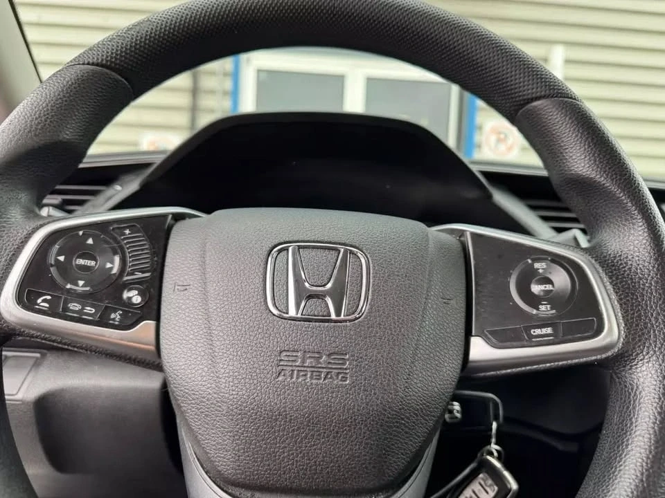 2017 Honda Civic 10th Gen - Image 6 of 14