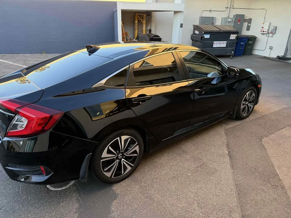 2017 Honda Civic 10th Gen - Image 2 of 4