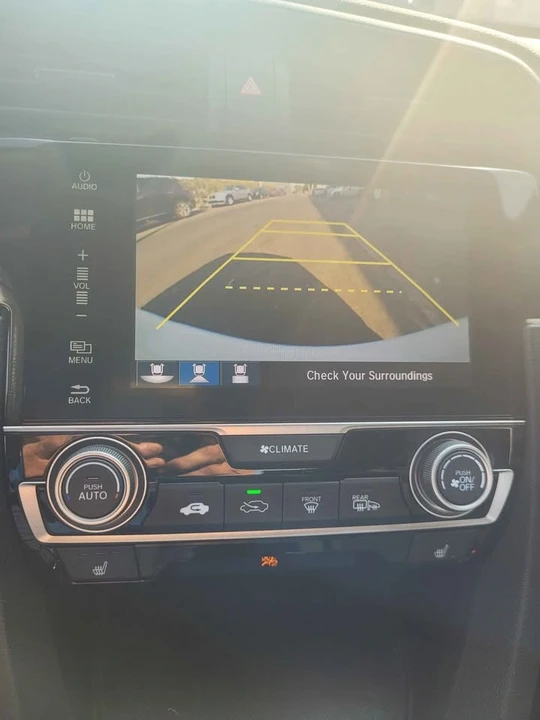 2017 Honda Civic 10th Gen - Image 8 of 10