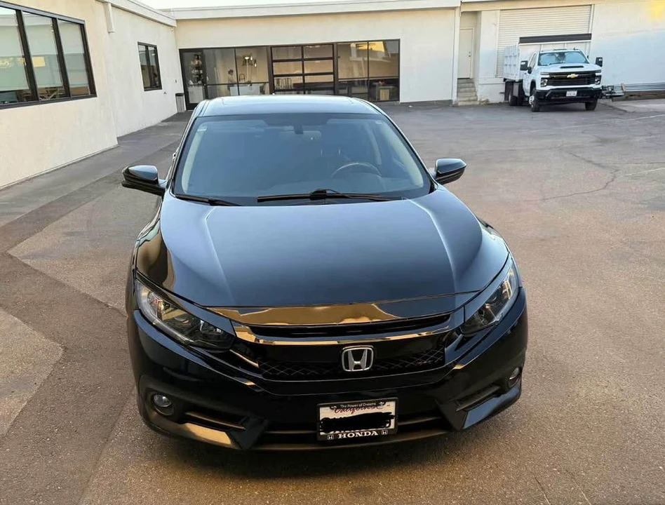 2017 Honda Civic 10th Gen - Image 3 of 4