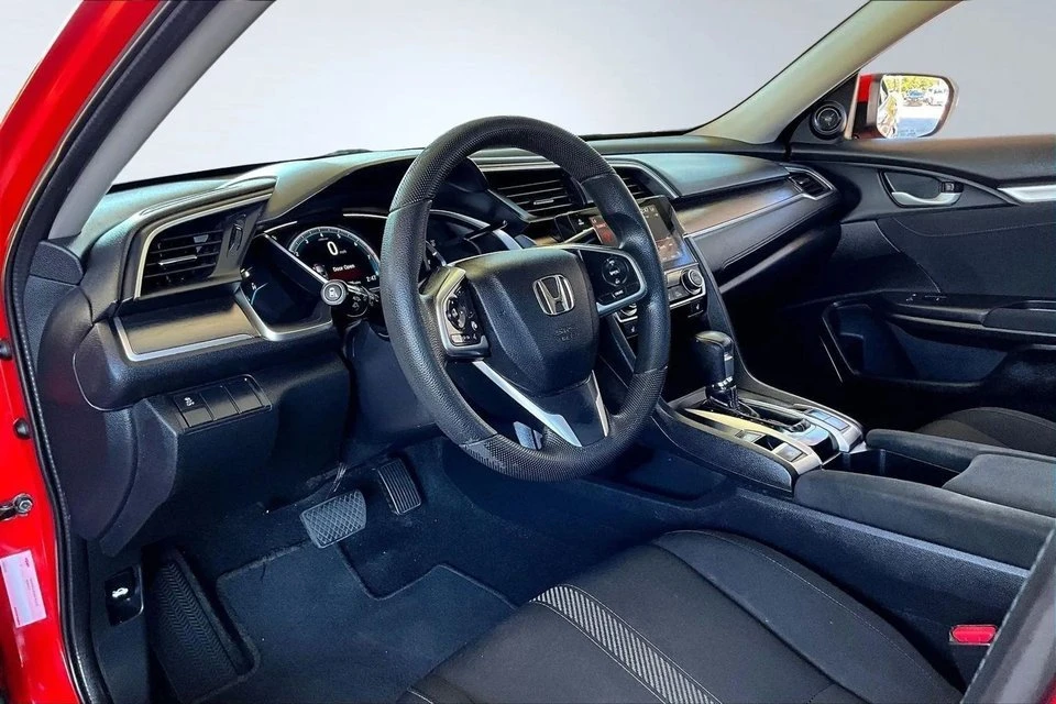 2017 Honda Civic 10th Gen - Image 14 of 19