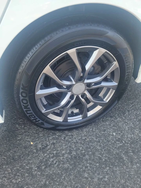 2017 Honda Civic 10th Gen - Image 8 of 10
