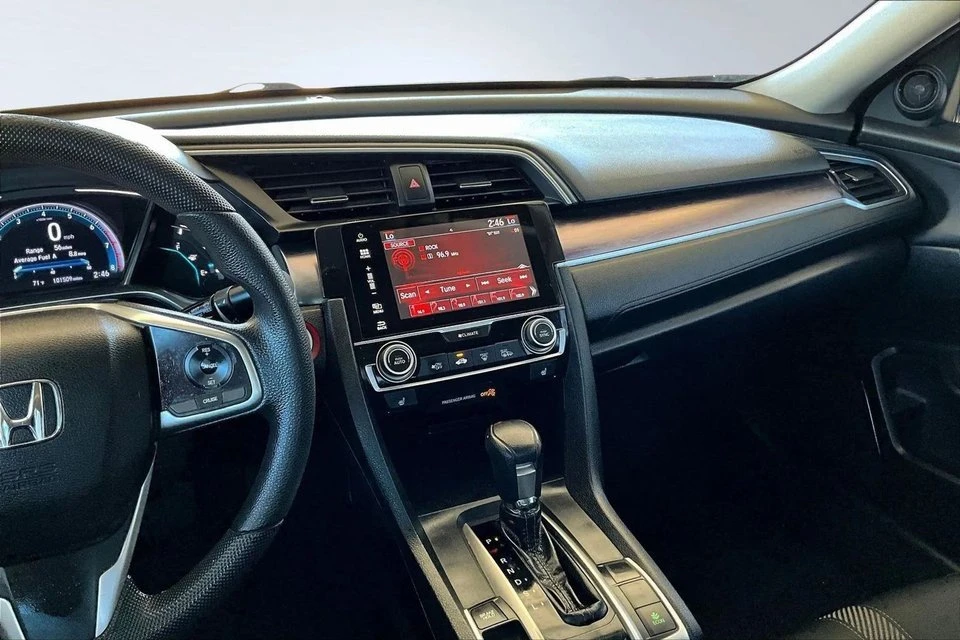 2017 Honda Civic 10th Gen - Image 9 of 19