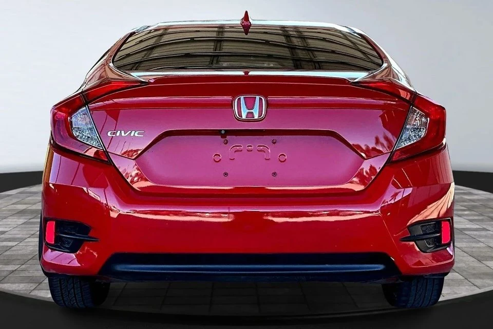 2017 Honda Civic 10th Gen - Image 5 of 19
