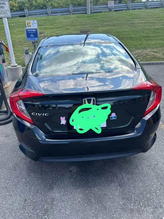 2017 Honda Civic 10th Gen - Image 5 of 5