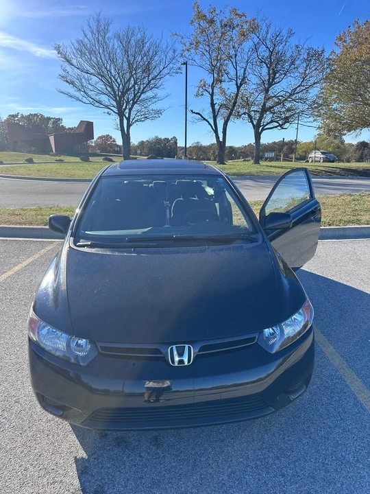 2017 Honda Civic 10th Gen - Image 4 of 8